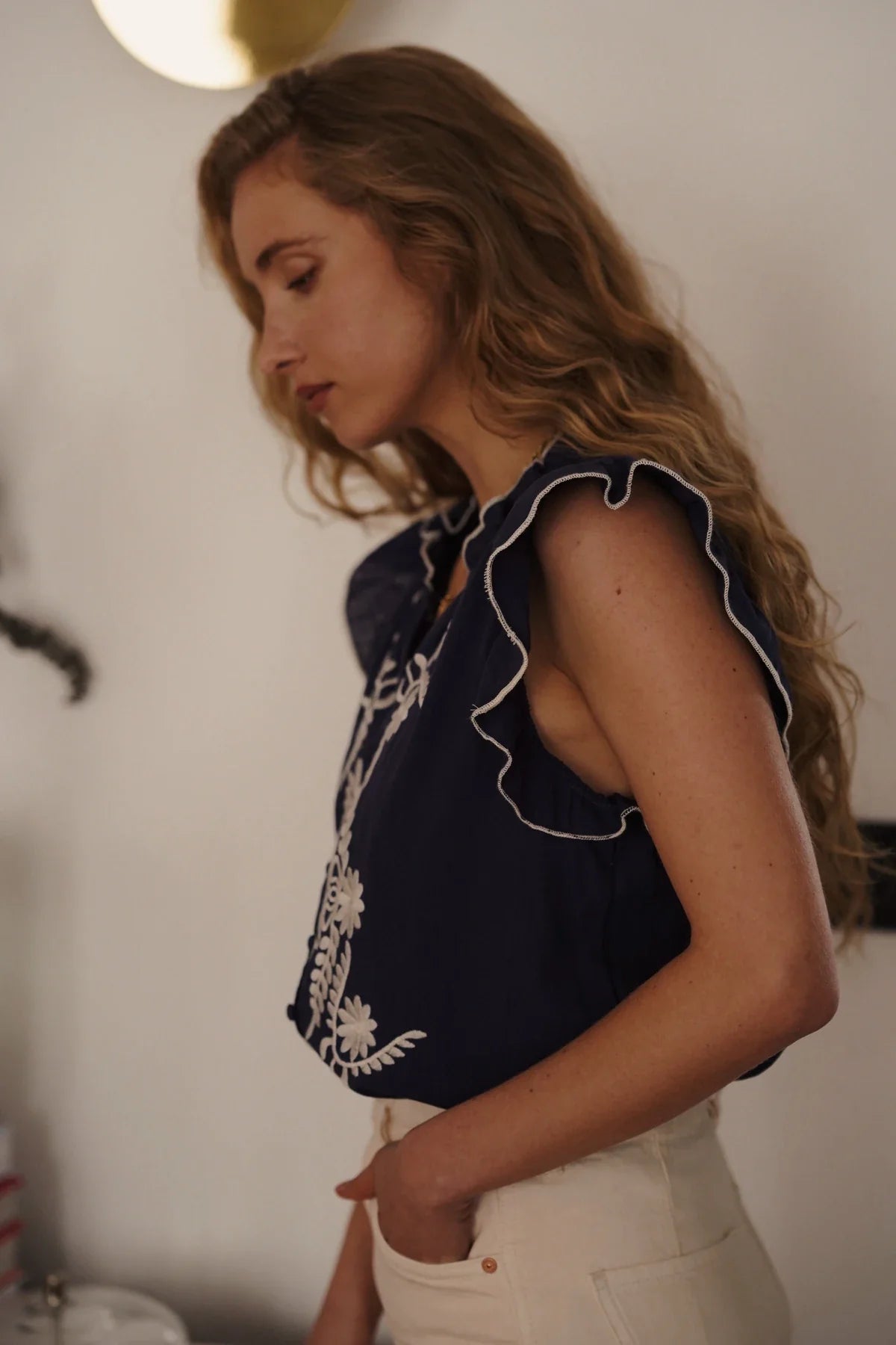 Molly Embroidered Top| Top fra French Laundry